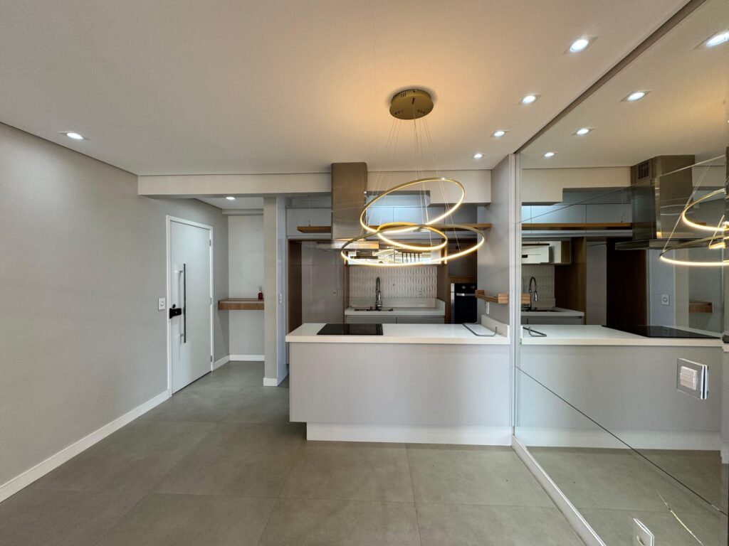 debae70c-43c8-4cf6-a2e8-417d6de99310